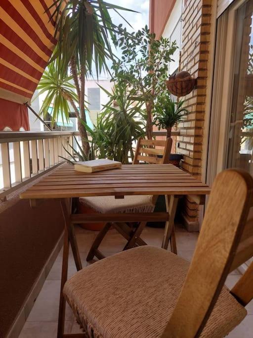Family Apartment Andrea Алакас Екстериор снимка