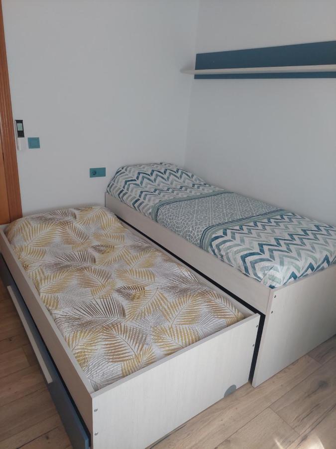 Family Apartment Andrea Алакас Екстериор снимка